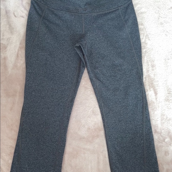 Lucy .com leggings cropped size M - Picture 8 of 9